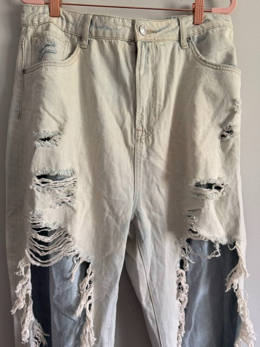 Grey Lab Distressed Jeans - Picture 2 of 4